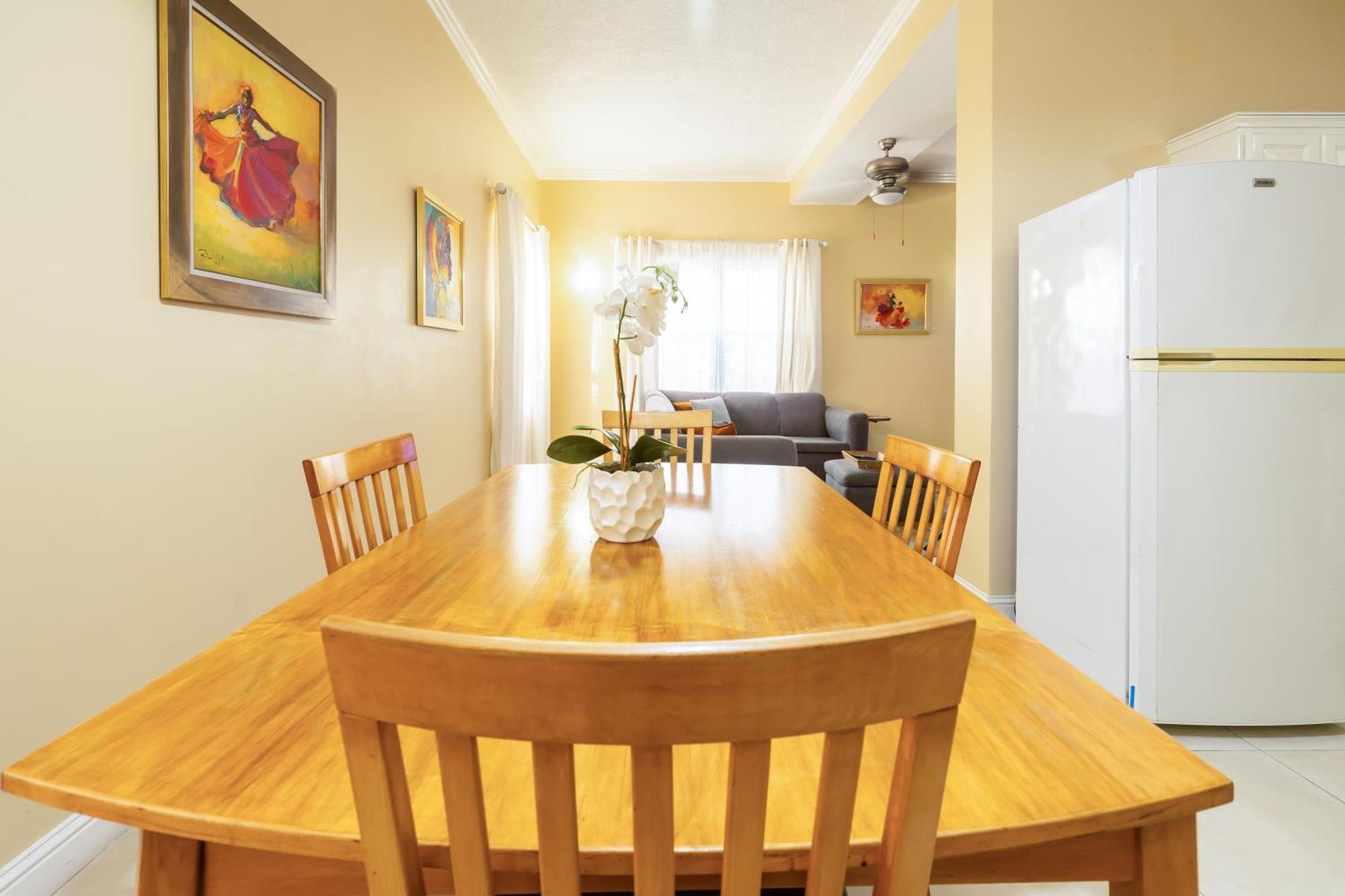 Choose To Be Happy At The Westbury - Two Bedroom Apartment Kingston Exterior foto