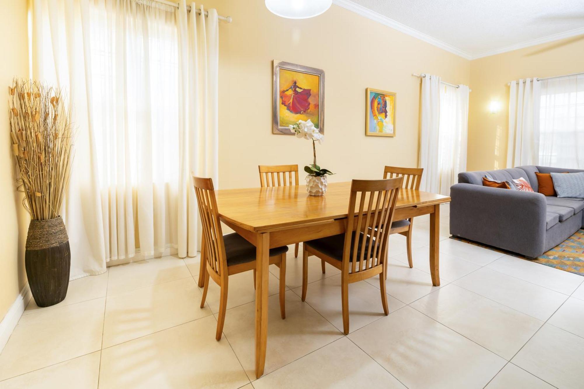 Choose To Be Happy At The Westbury - Two Bedroom Apartment Kingston Exterior foto
