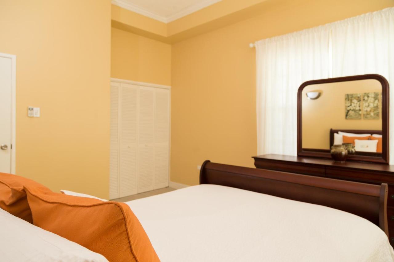 Choose To Be Happy At The Westbury - Two Bedroom Apartment Kingston Exterior foto