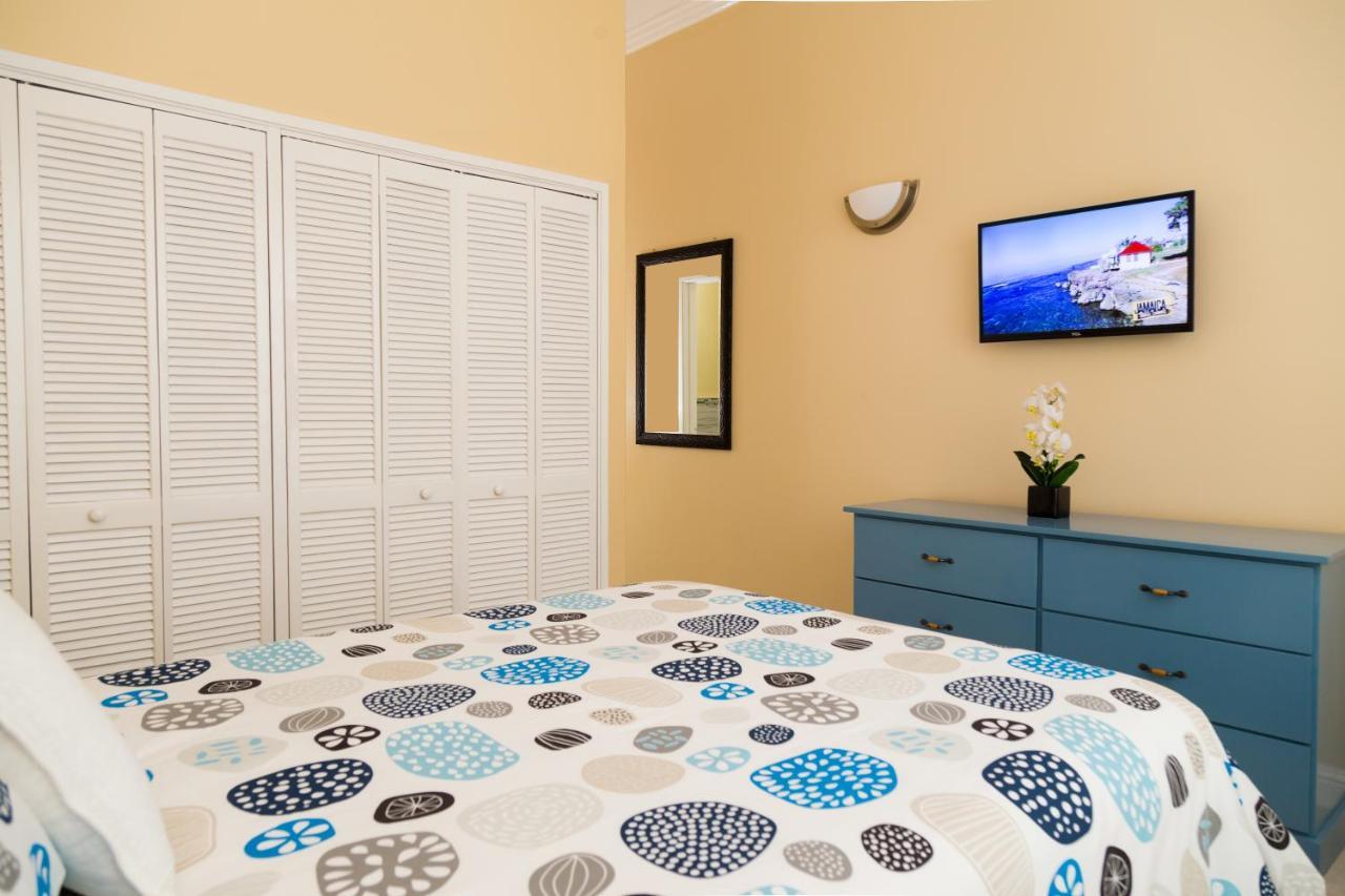 Choose To Be Happy At The Westbury - Two Bedroom Apartment Kingston Exterior foto