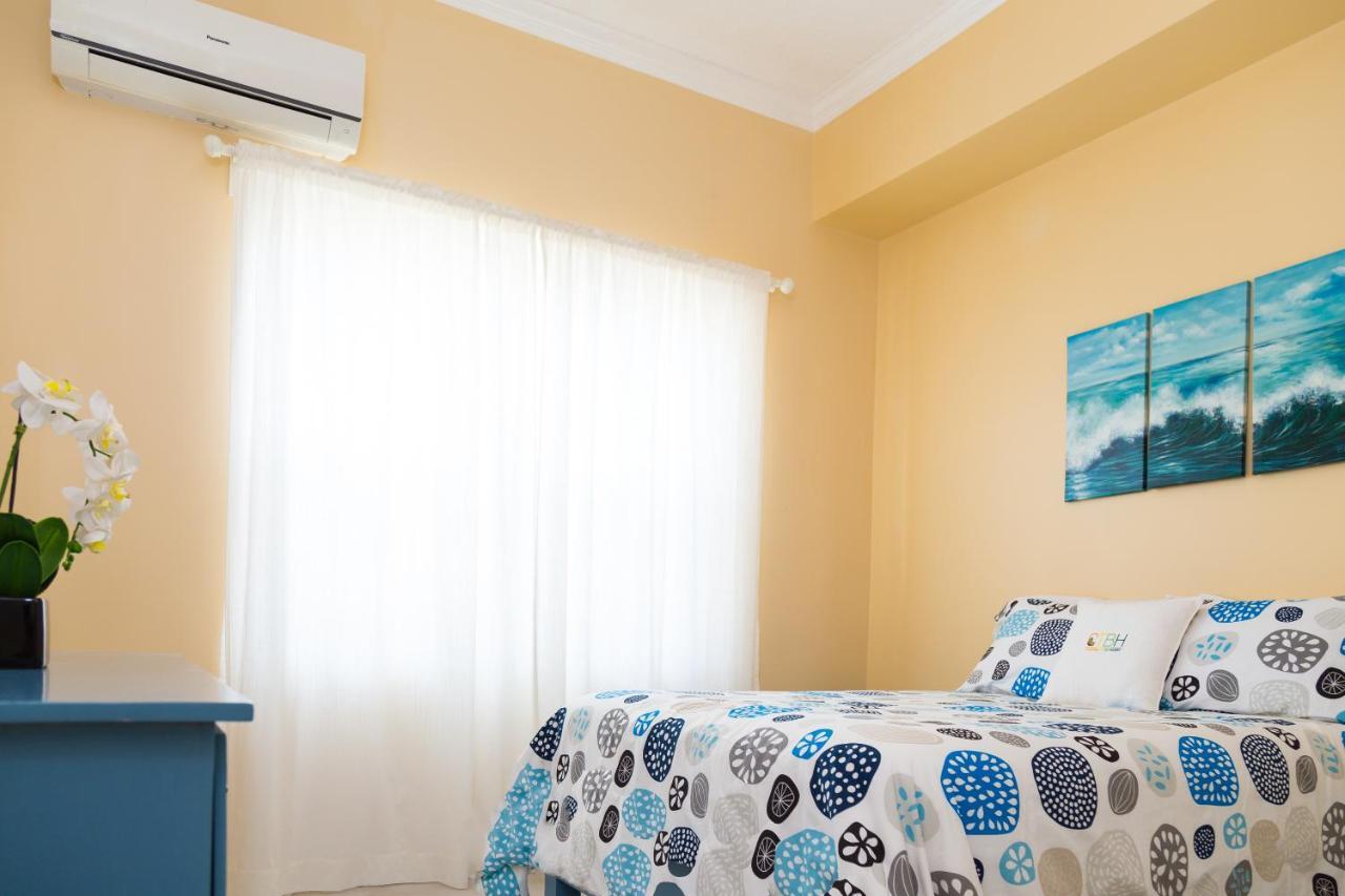 Choose To Be Happy At The Westbury - Two Bedroom Apartment Kingston Exterior foto